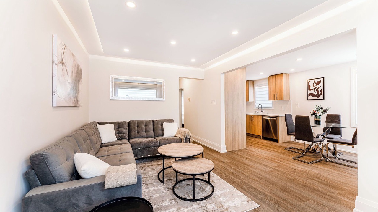 Photo of Livingroom in Smythe Park
