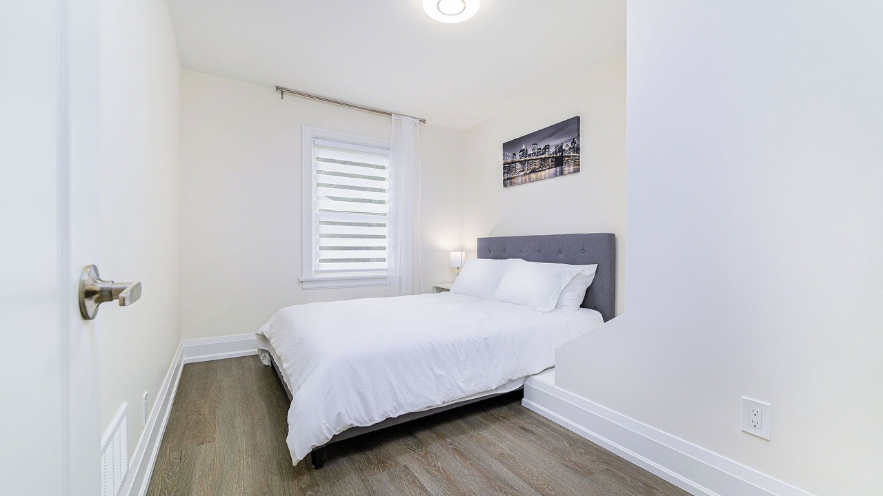 Photo of Bedroom in Smythe Park