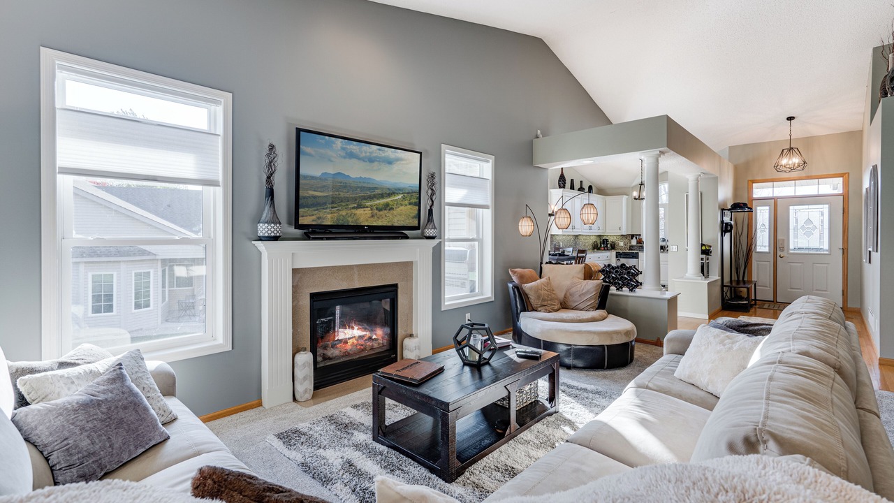 Photo of Livingroom in Maple Grove
