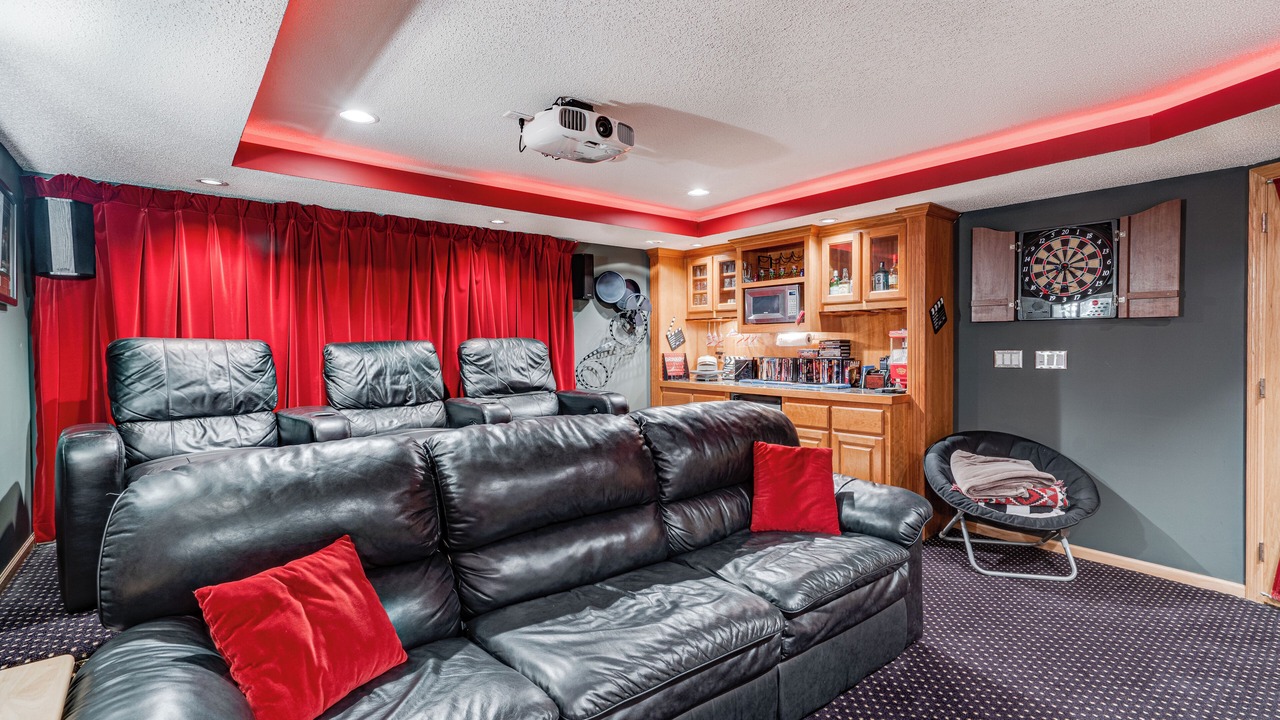 Photo of Livingroom in Maple Grove