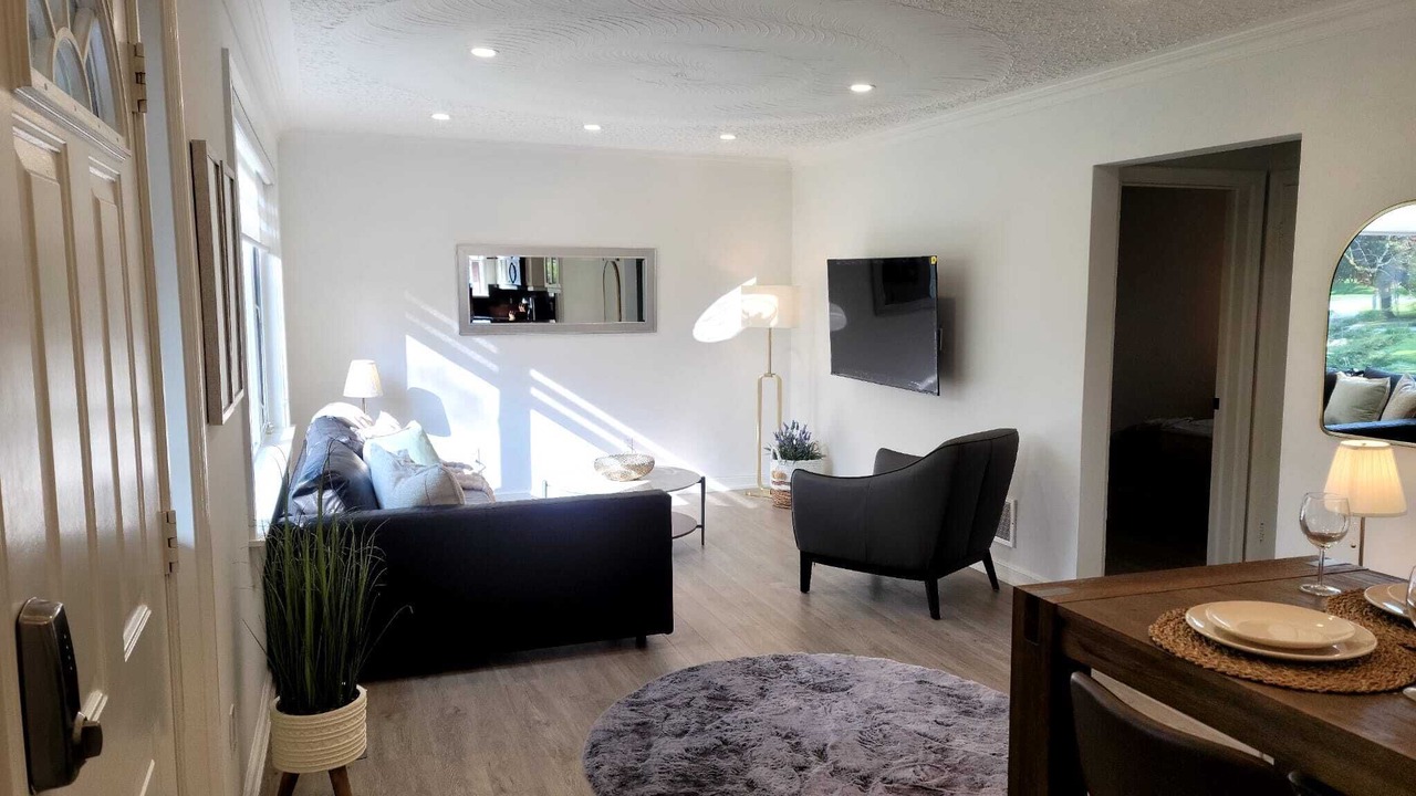 Photo of Livingroom in Newmarket