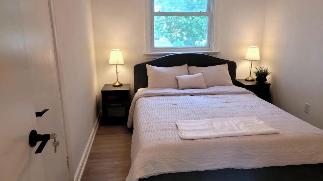 Photo of Bedroom in Newmarket