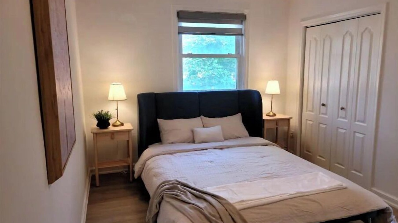 Photo of Bedroom in Newmarket