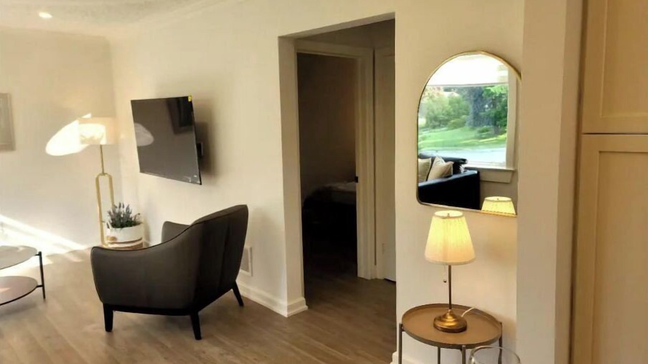 Photo of Livingroom in Newmarket