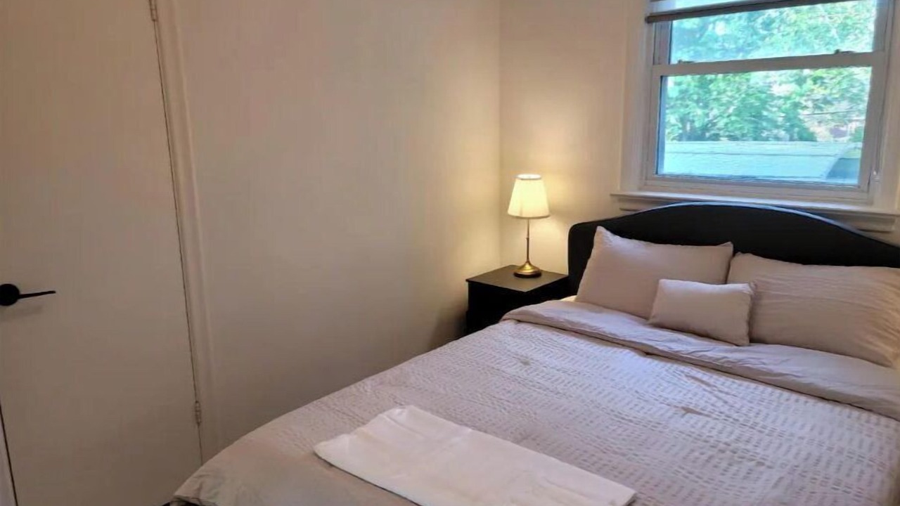Photo of Bedroom in Newmarket