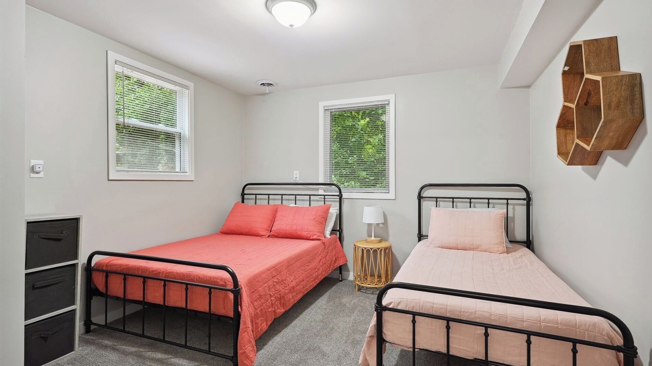 Photo of Bedroom in Deerwood