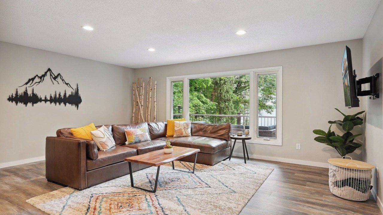 Photo of Livingroom in Deerwood