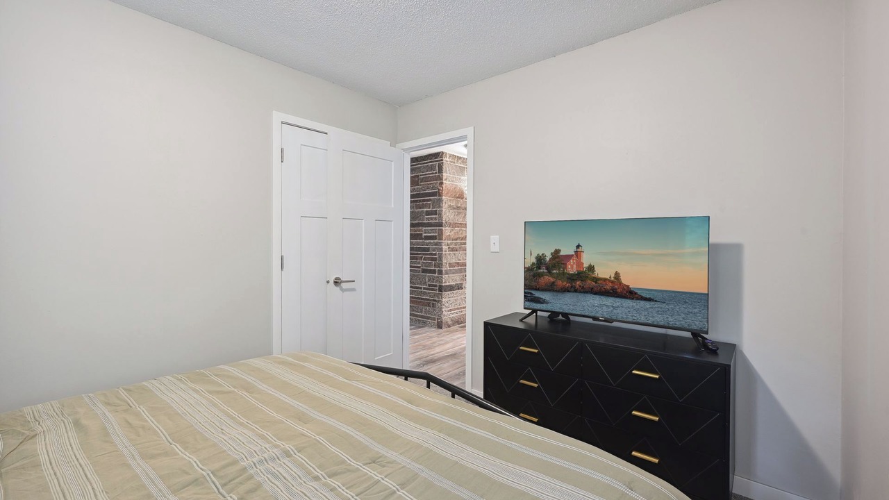 Photo of Bedroom in Deerwood