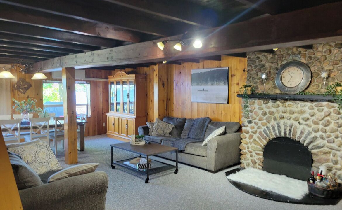 Photo of Livingroom in Dunsford