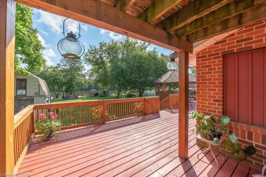 Photo of Patio Balcony in Quinte West