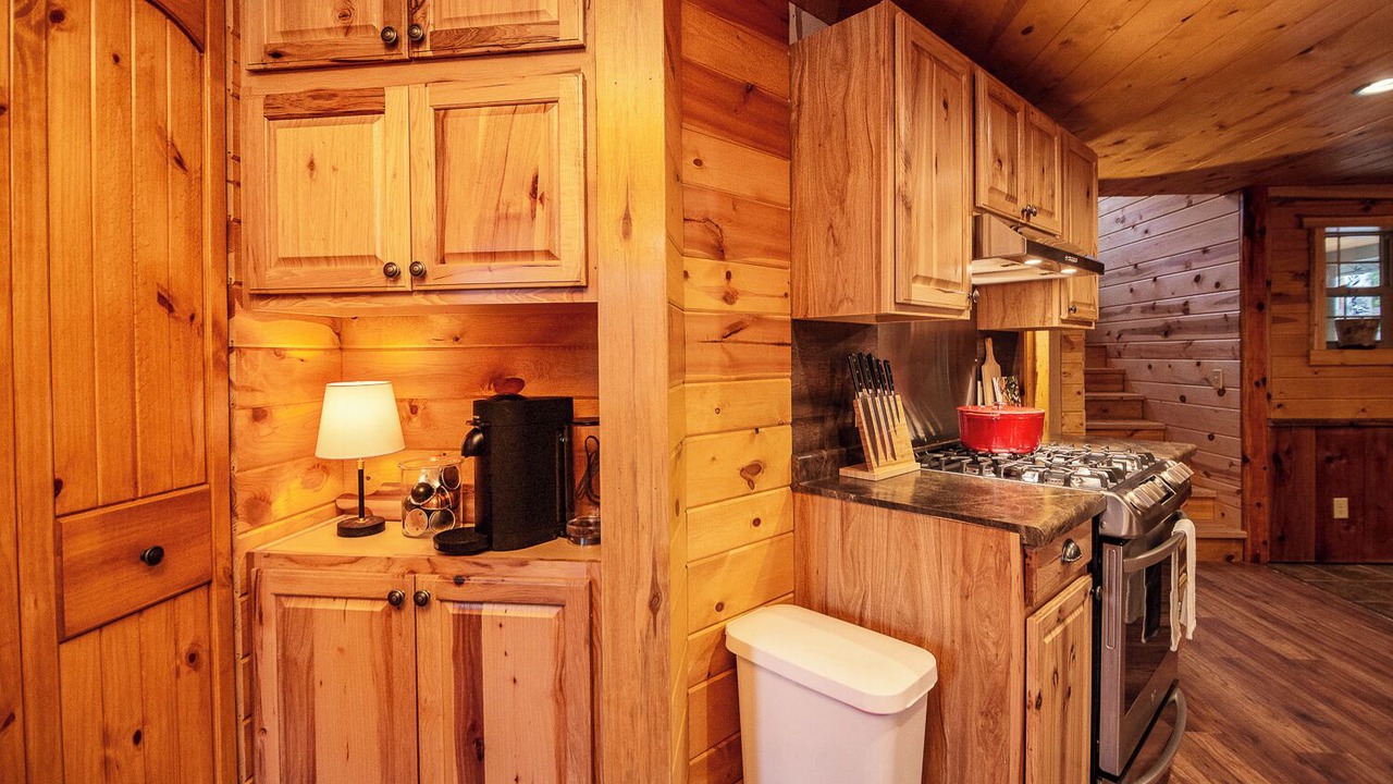 Photo of Kitchen in Orr