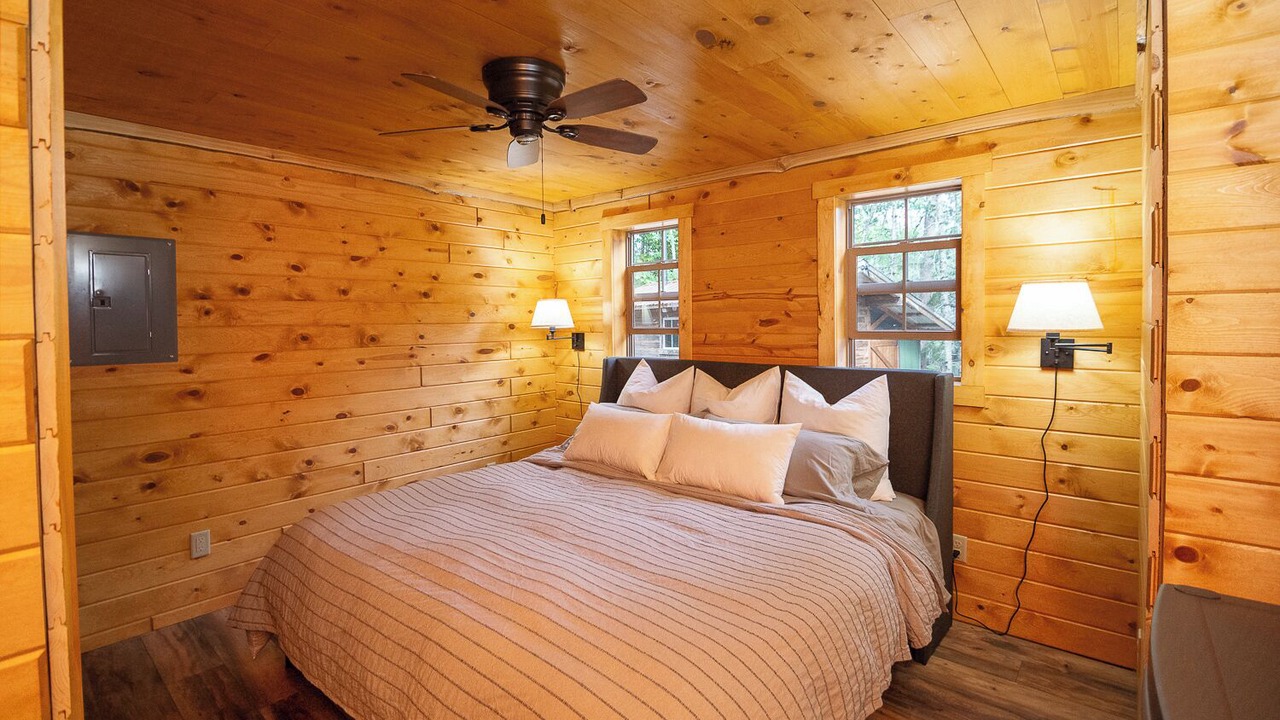 Photo of Bedroom in Orr