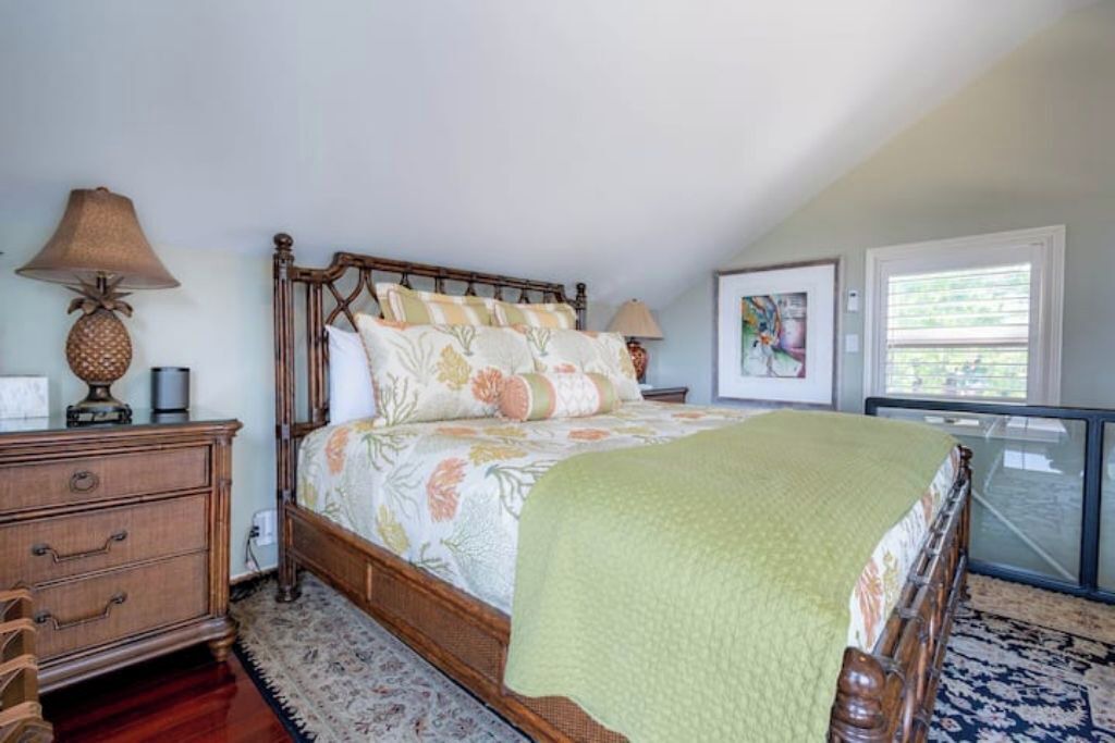 Photo of Bedroom in Port Dalhousie