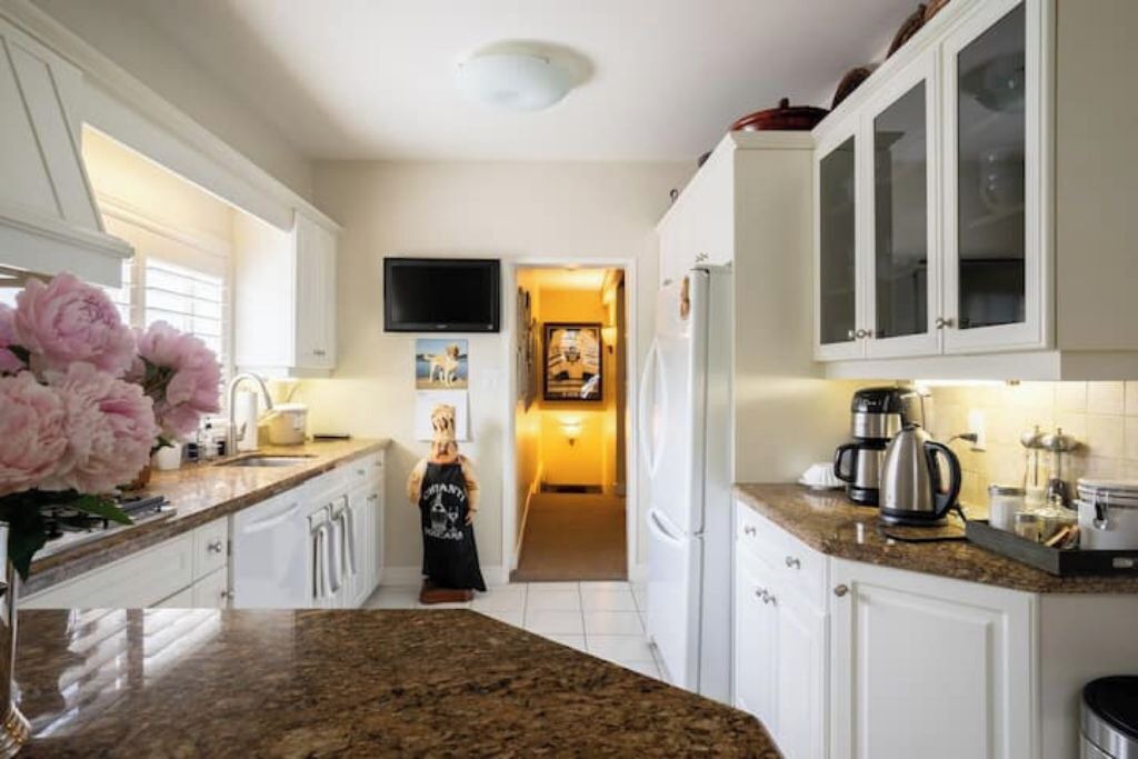 Photo of Kitchen in Port Dalhousie