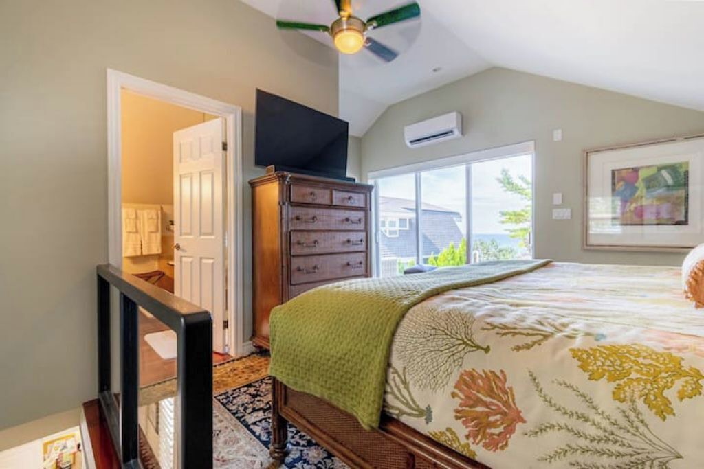 Photo of Bedroom in Port Dalhousie