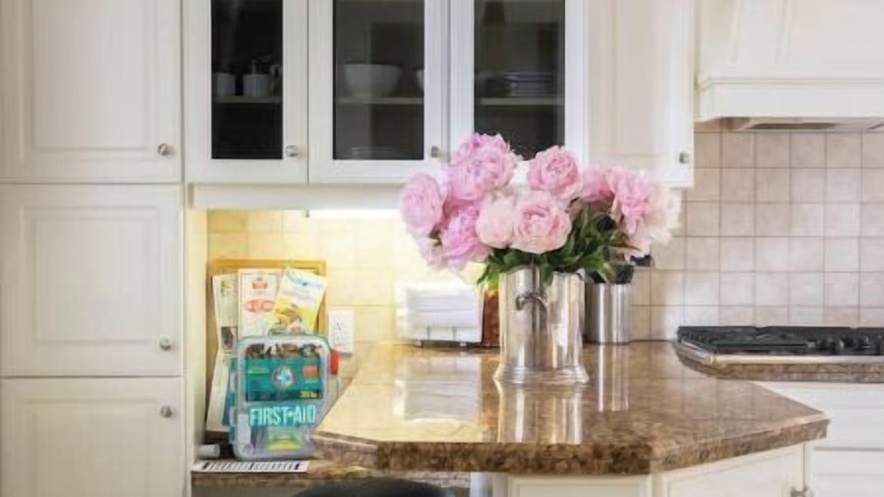 Photo of Kitchen in Port Dalhousie
