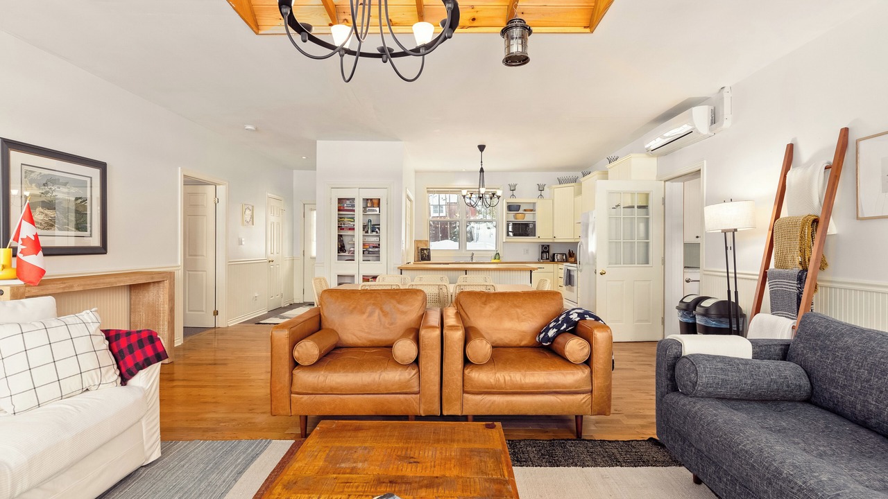 Photo of Bedroom in Bracebridge
