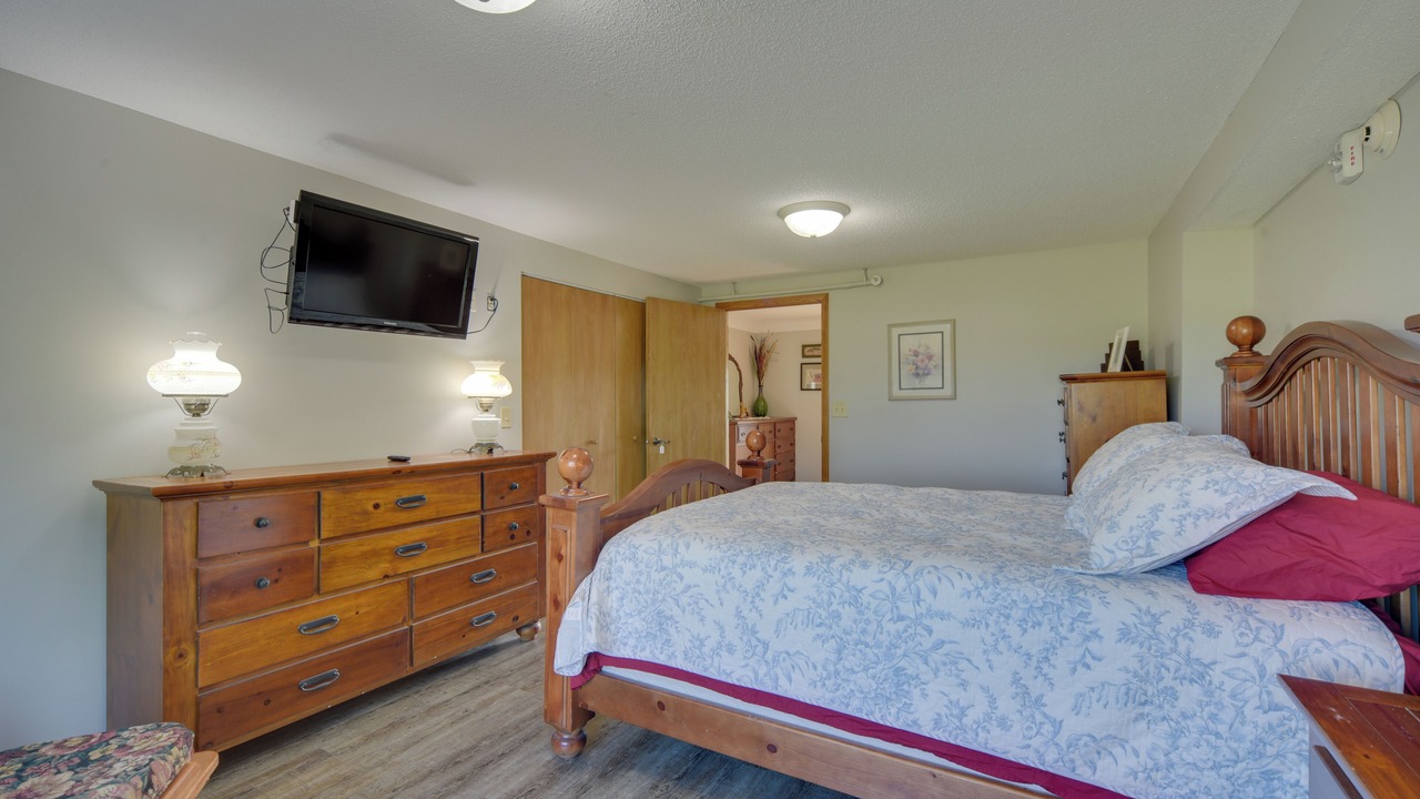 Photo of Bedroom in Markville