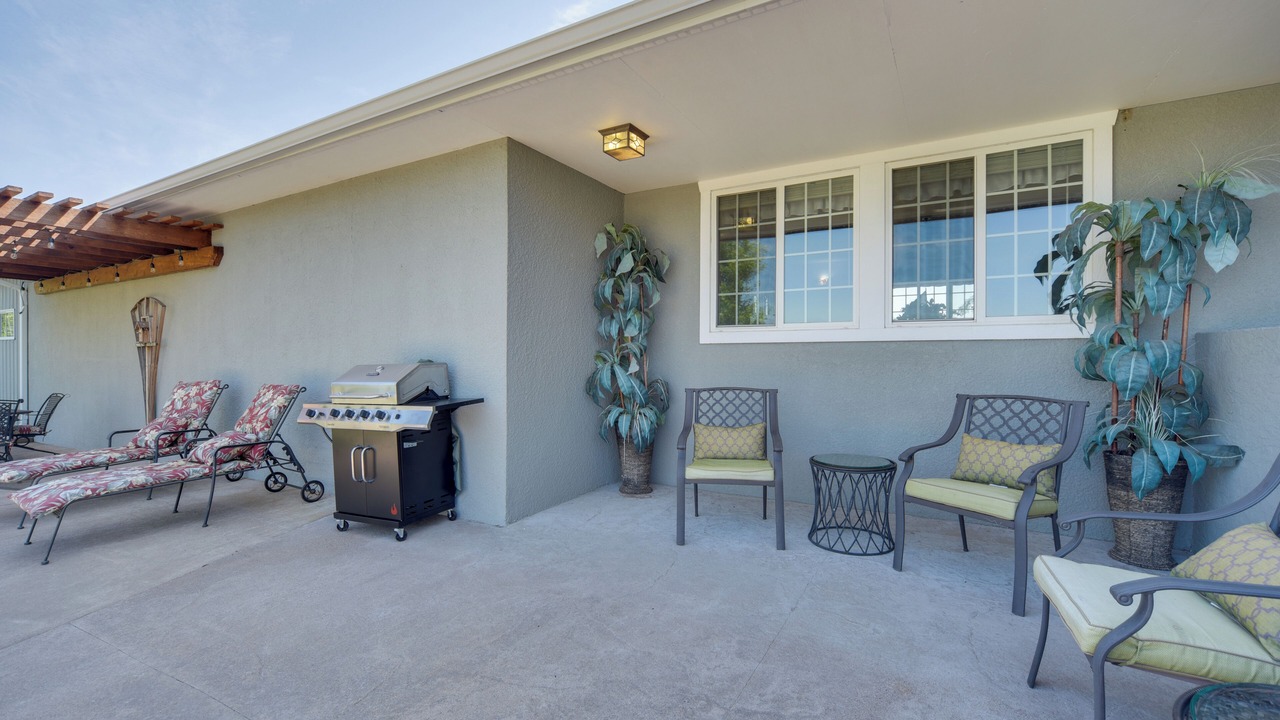 Photo of Outdoor in Markville