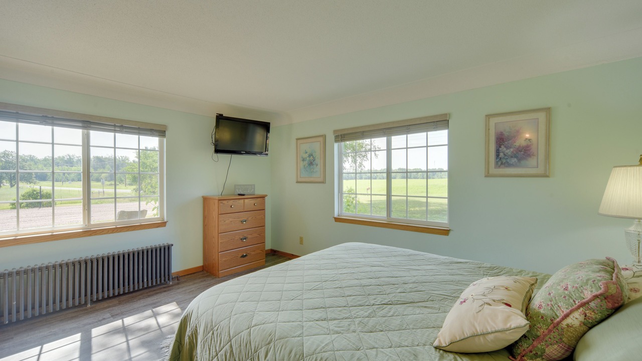 Photo of Bedroom in Markville