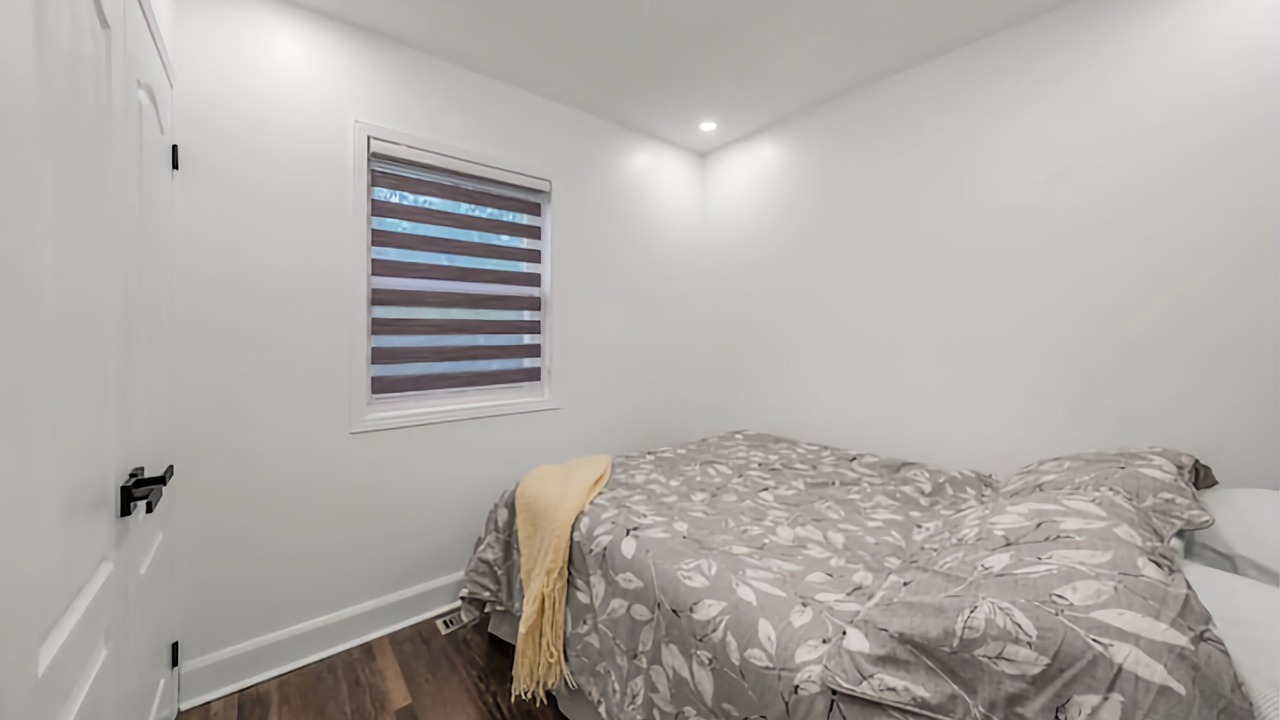 Photo of Bedroom in Essa