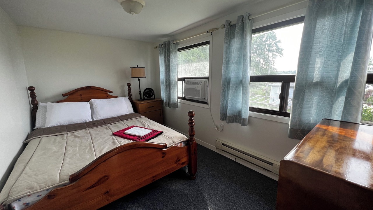 Photo of Bedroom in Roseneath