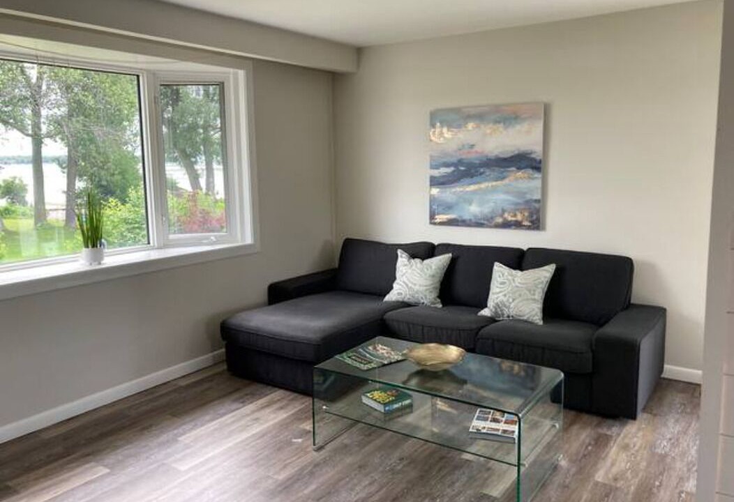 Photo of Livingroom in Orillia