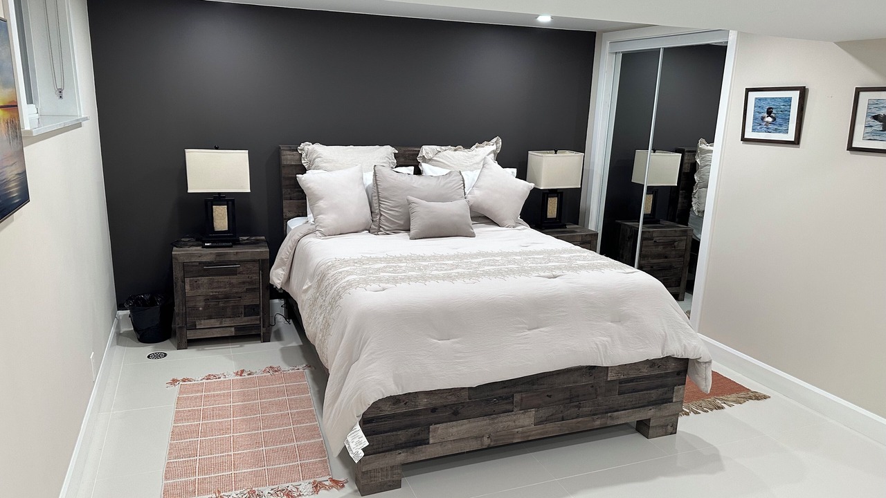 Photo of Bedroom in Whitney
