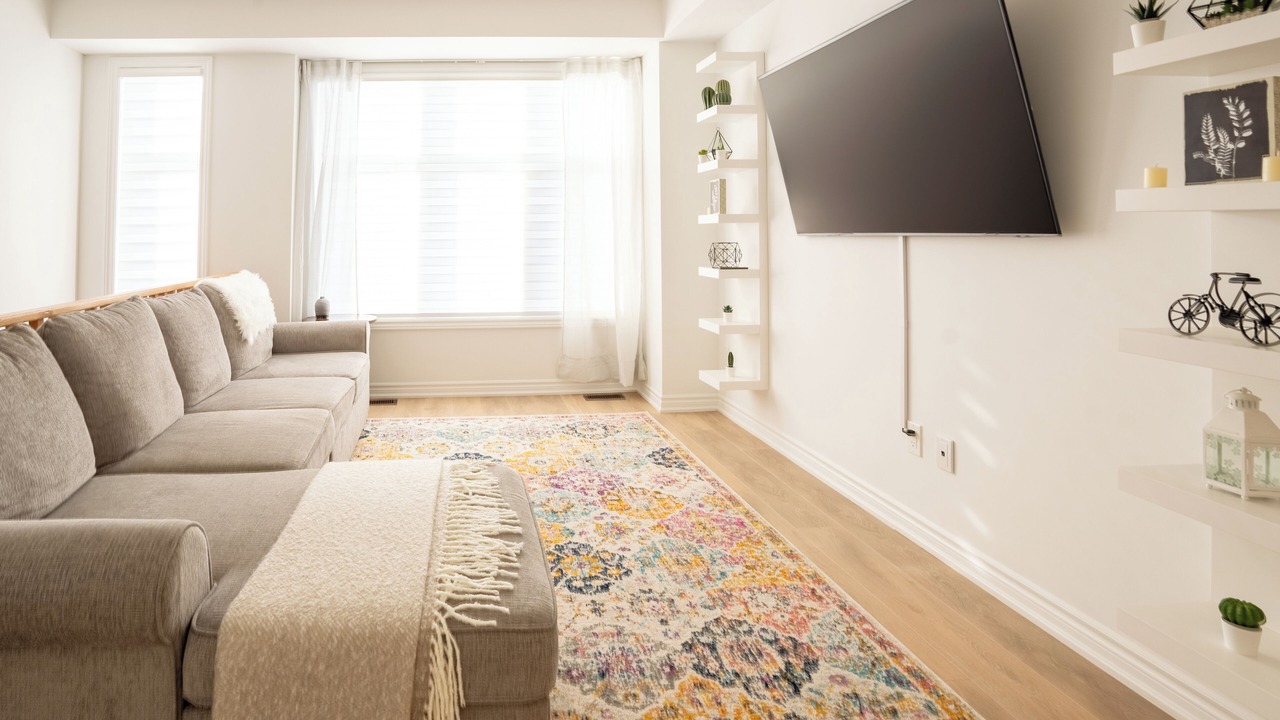 Photo of Livingroom in Durham Region