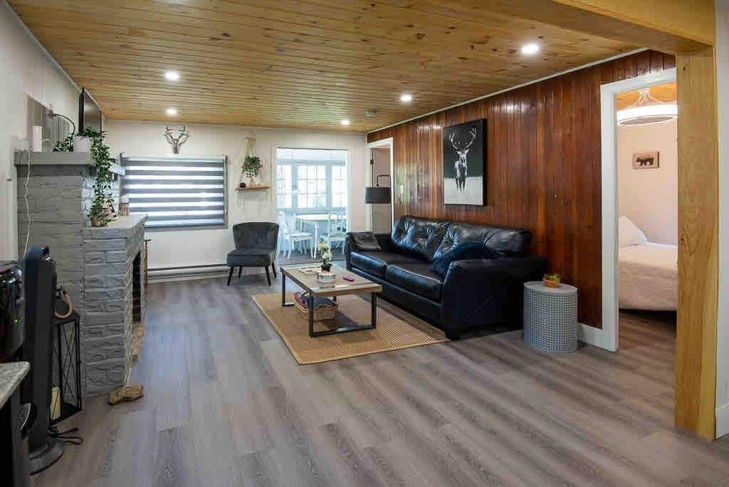 Photo of Livingroom in Isaacs Glen