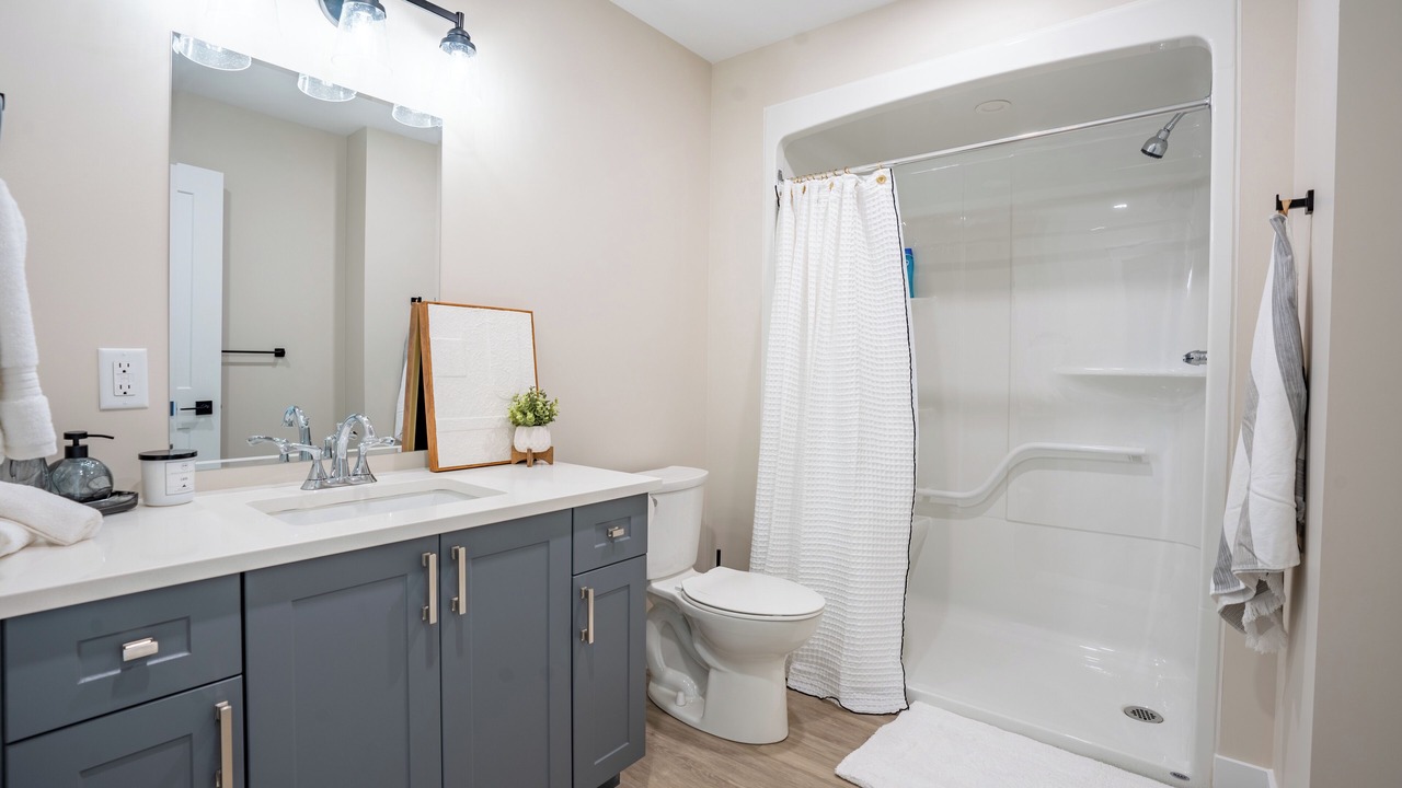 Photo of Bathroom in Chatham-Kent