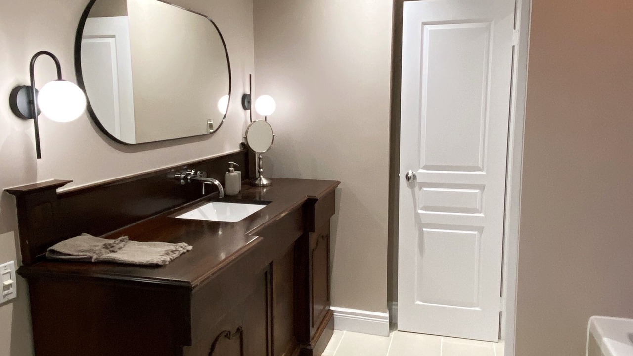 Photo of Bathroom in Christie Pits