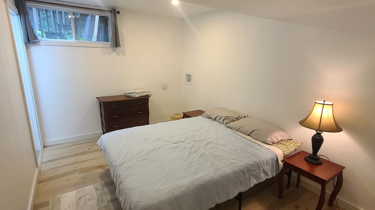 Photo of Bedroom in Bracebridge