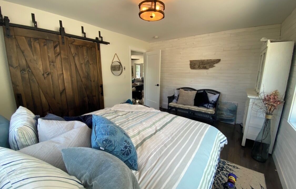 Photo of Bedroom in Unorganized Thunder Bay District