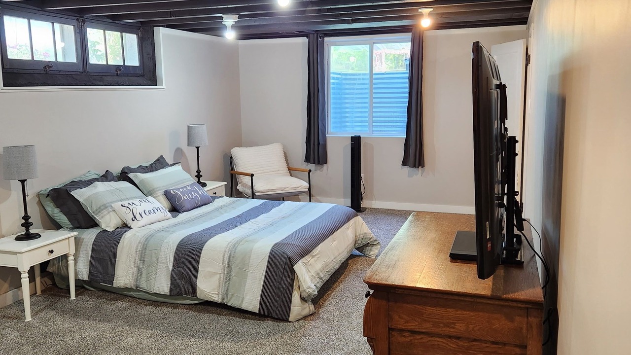 Photo of Bedroom in Glenwood