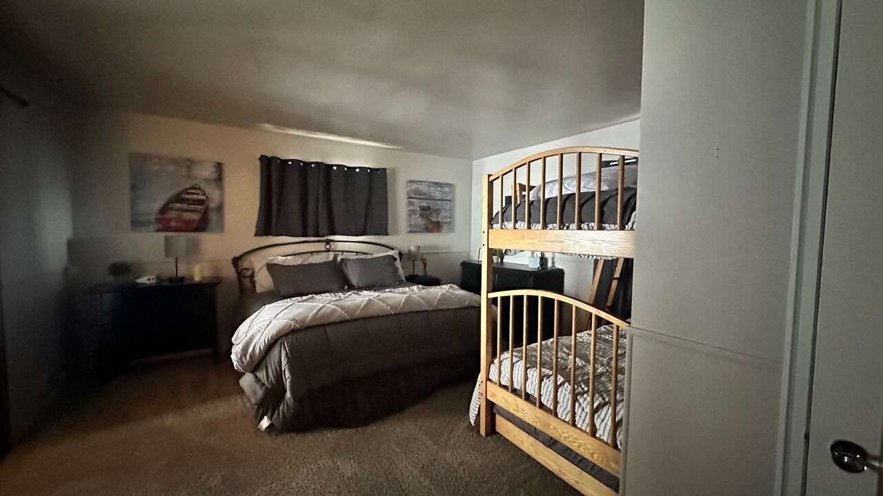 Photo of Bedroom in Glenwood