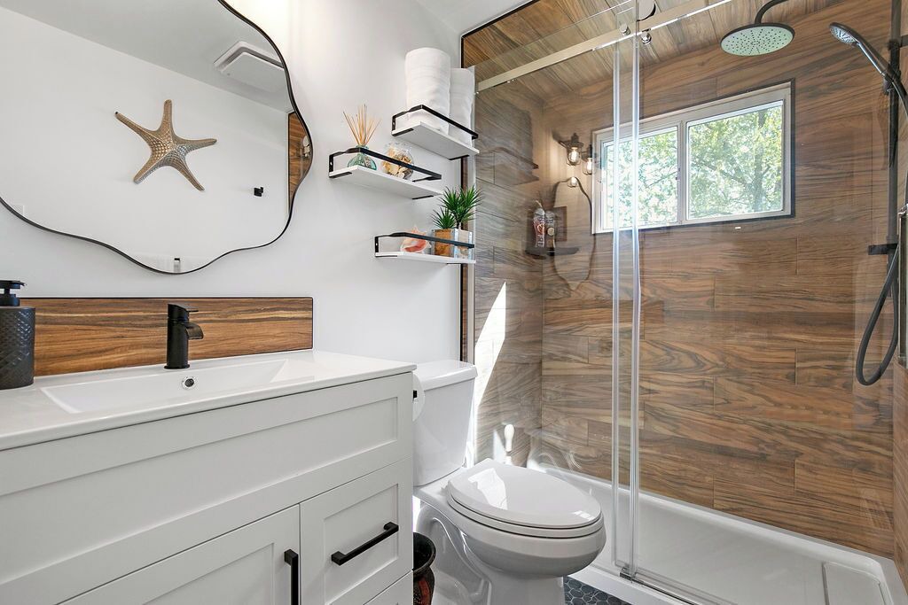 Photo of Bathroom in Bobcaygeon