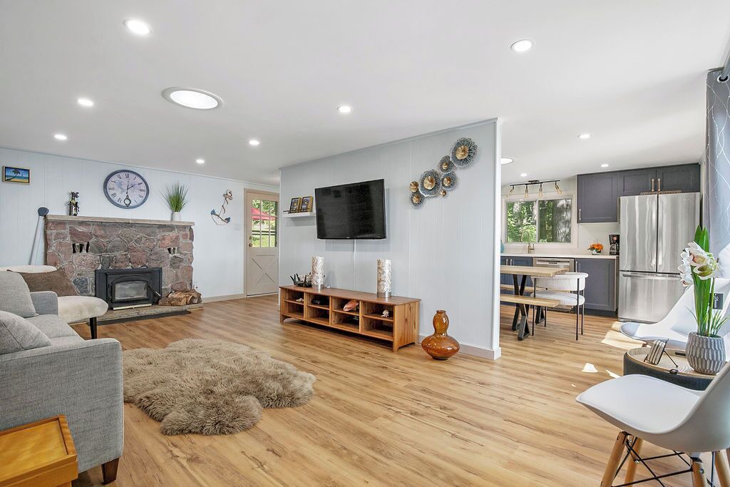 Photo of Livingroom in Bobcaygeon
