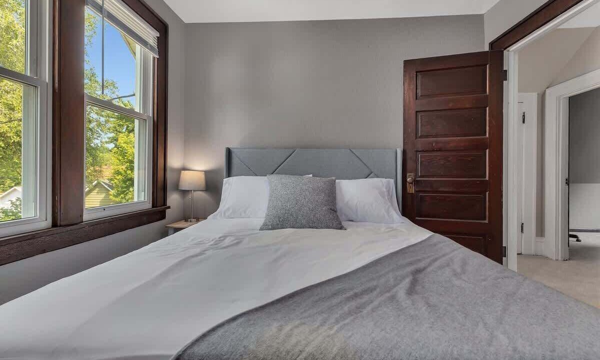 Photo of Bedroom in St. Cloud