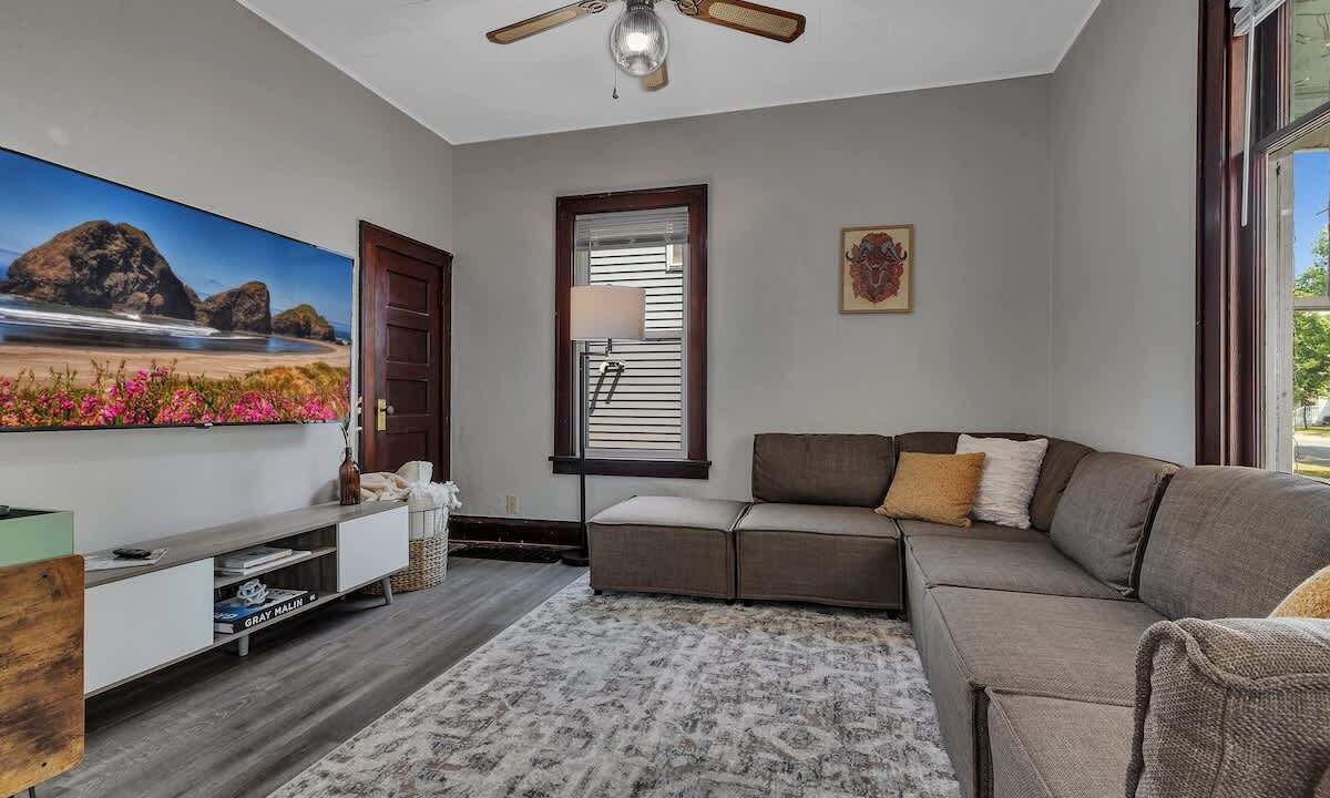 Photo of Livingroom in St. Cloud