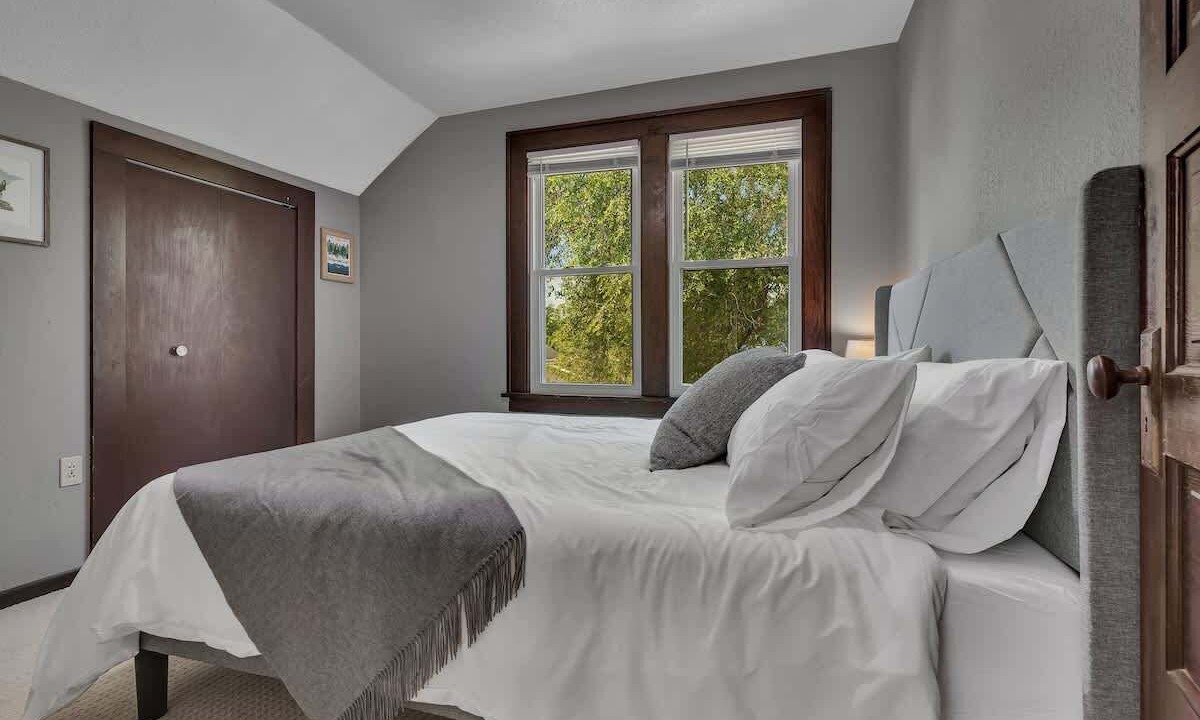 Photo of Bedroom in St. Cloud