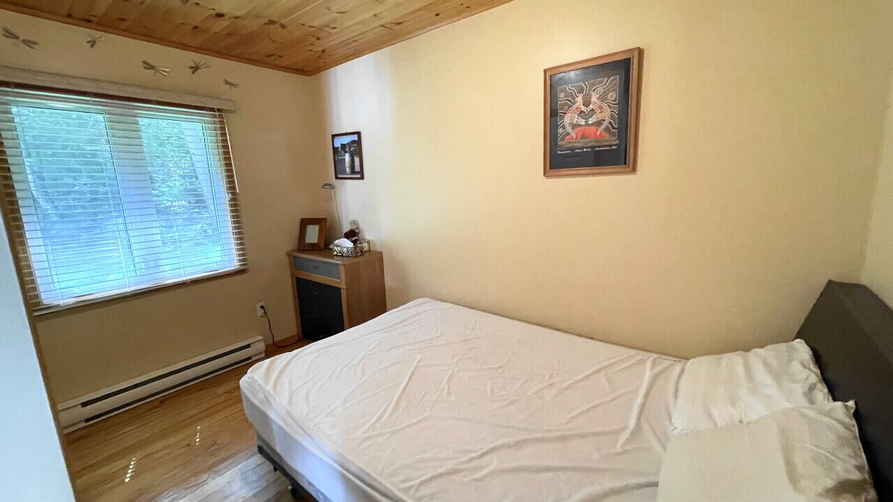 Photo of Bedroom in North Kawartha