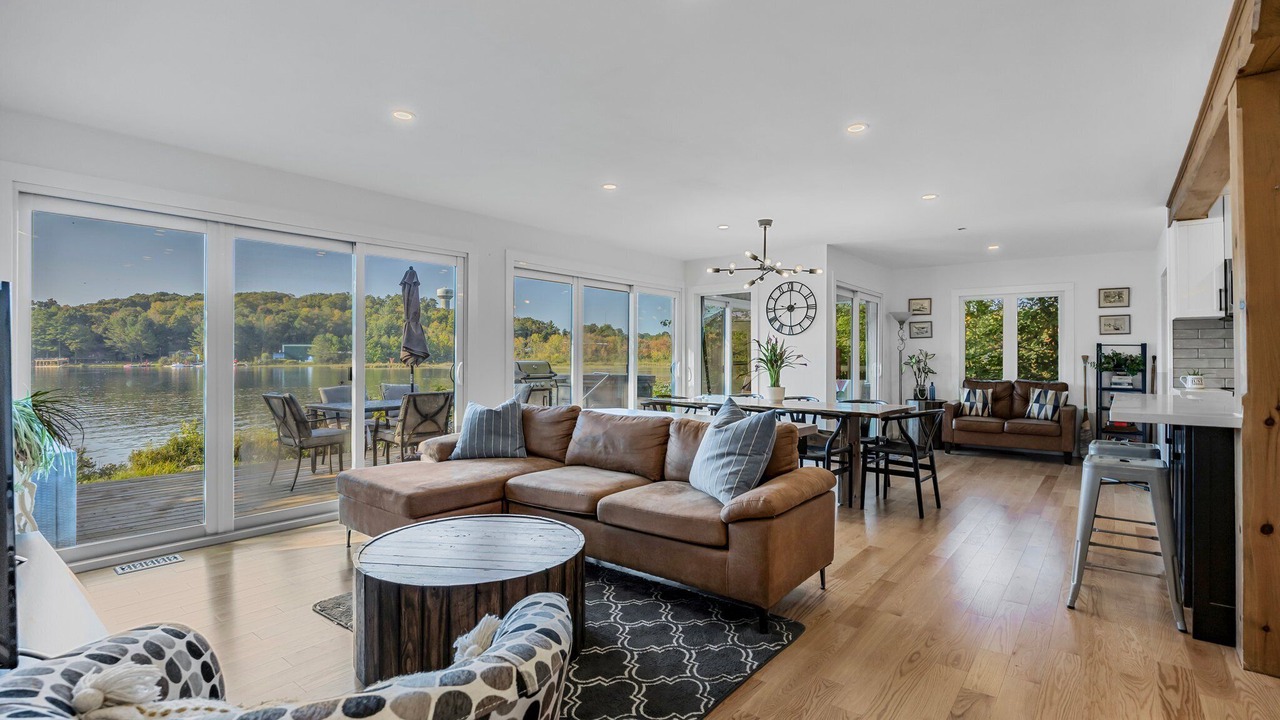 Photo of Bedroom in Port Carling