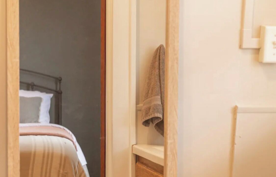 Photo of Bedroom in Alexandria