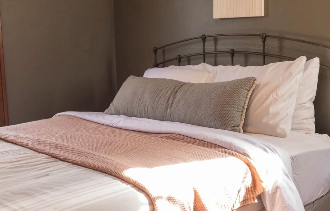 Photo of Bedroom in Alexandria