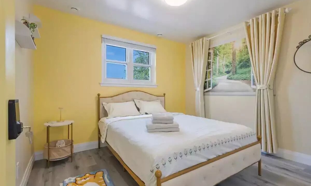 Photo of Bedroom in Mississauga