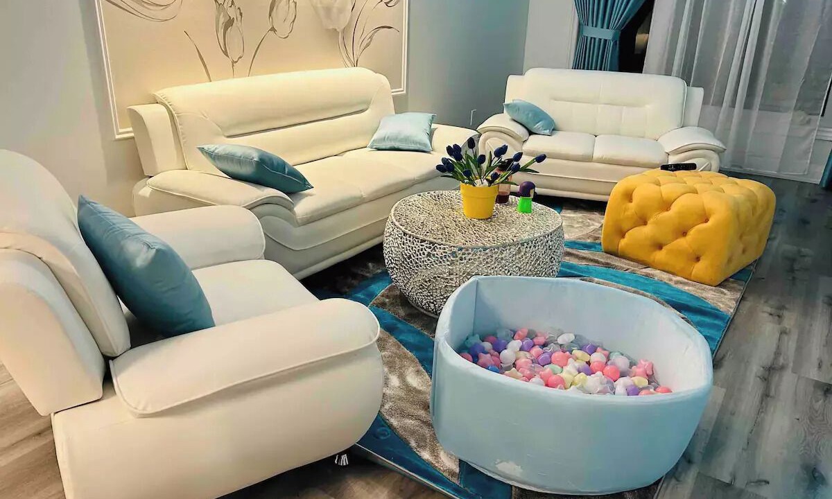 Photo of Livingroom in Mississauga