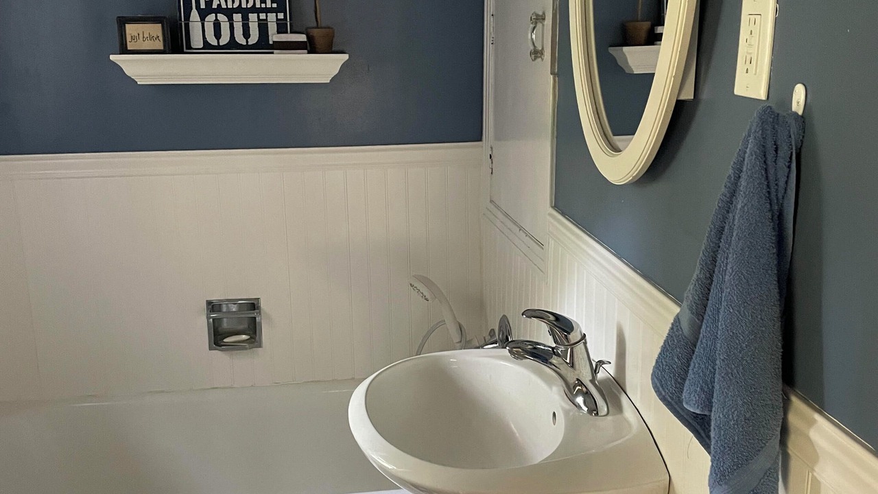 Photo of Bathroom in Ironton