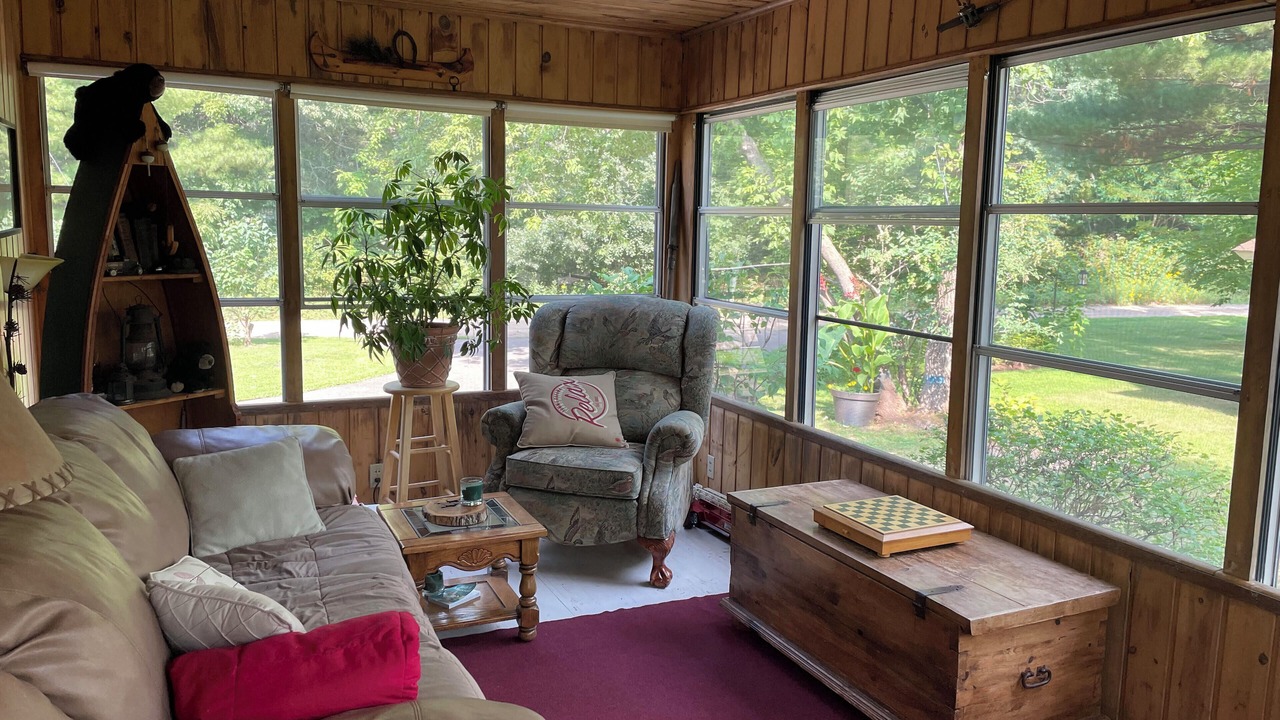 Photo of Livingroom in Ironton