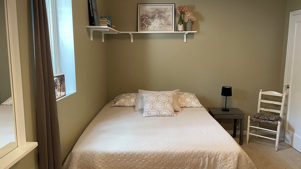Photo of Bedroom in Ironton